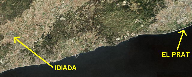 Imatge de sat&egrave;l&middot;lit on es pot veure la ubicaci&oacute; de l'aeroport del Prat i la ubicaci&oacute; proposada per un nou aeroport al Pened&egrave;s (Setembre de 2007)